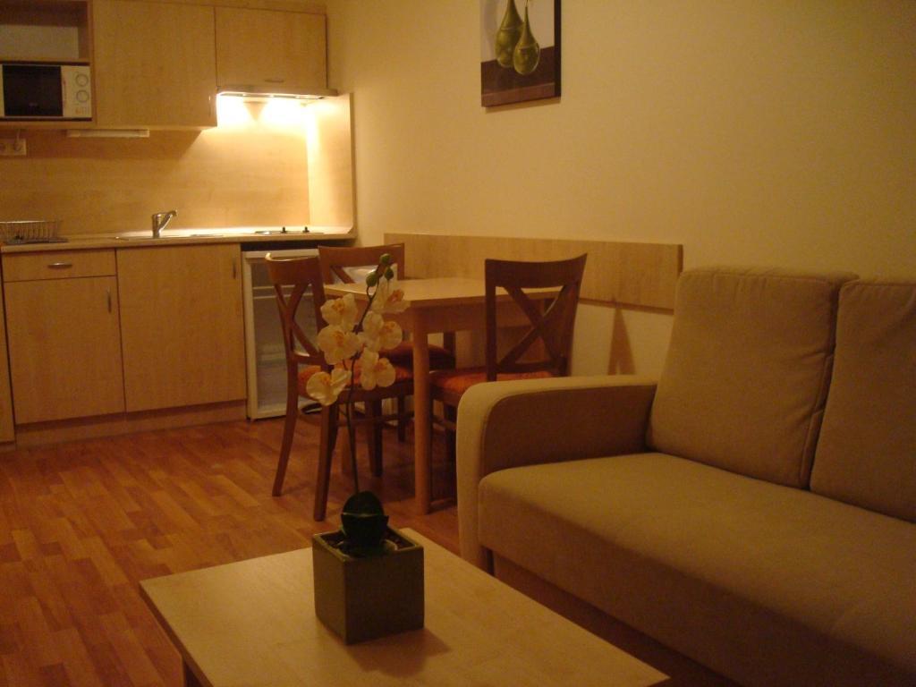 Carpe Diem Apartment Hajdúszoboszló 客房 照片
