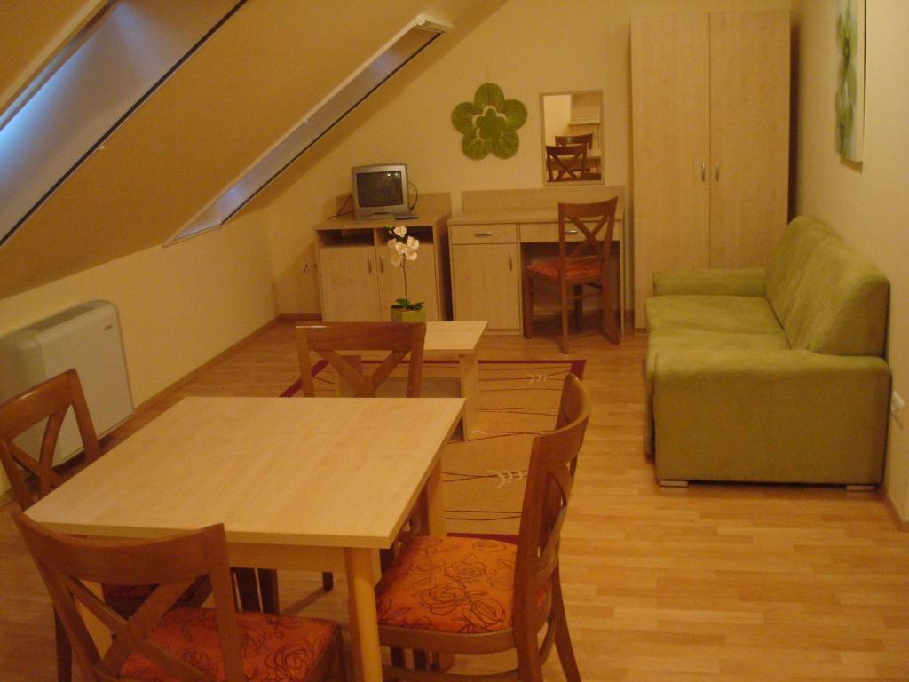 Carpe Diem Apartment Hajdúszoboszló 客房 照片